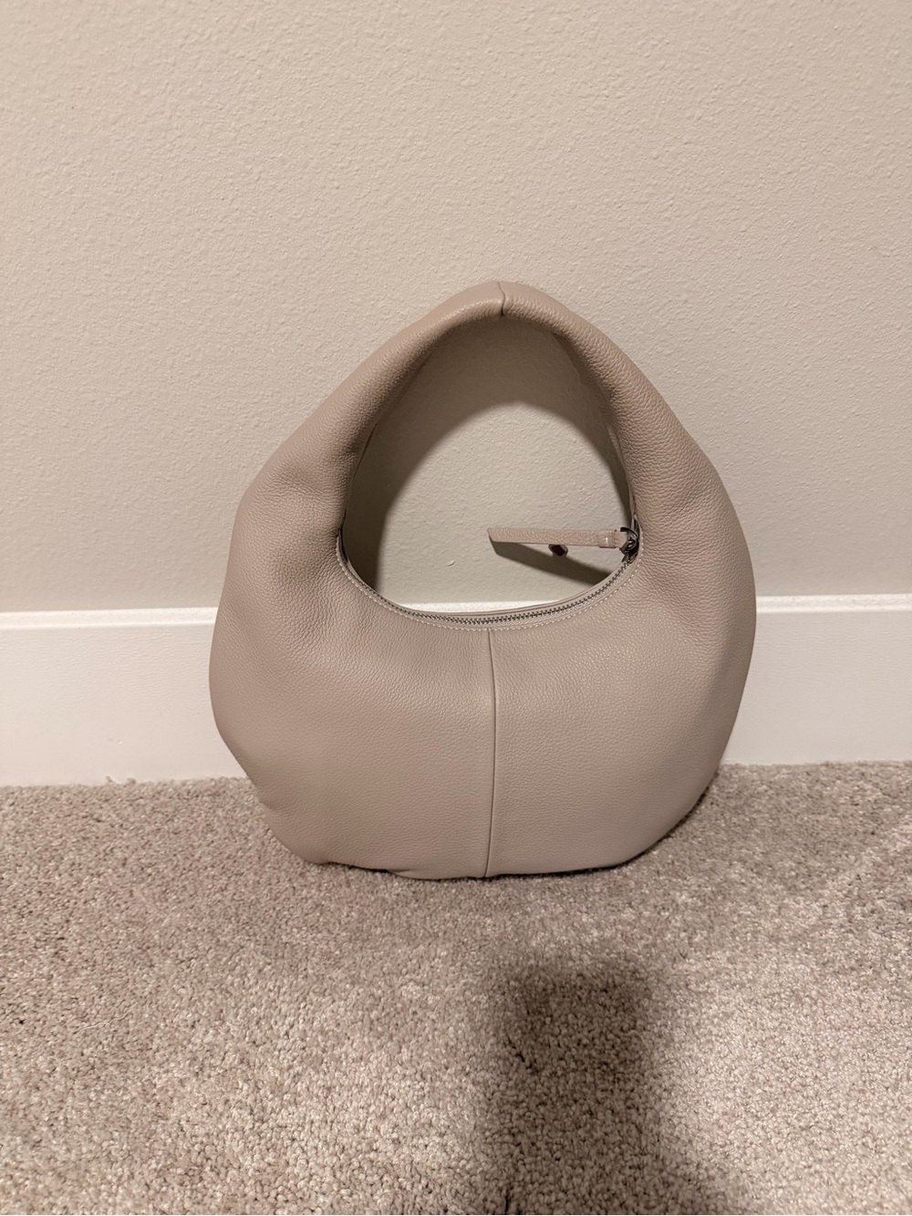 Pebbled Leather Hobo Bag in Light Warm Grey